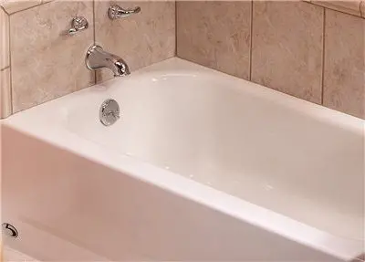 Bootzcast 5-Foot White Porcelain-On-Steel Bathtub With Left-Hand Drain 1